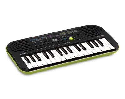 Casio SA-46 mini klavijatura – pogled iskosa