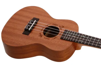 Flight NUC310 koncertni ukulele – telo izbliza