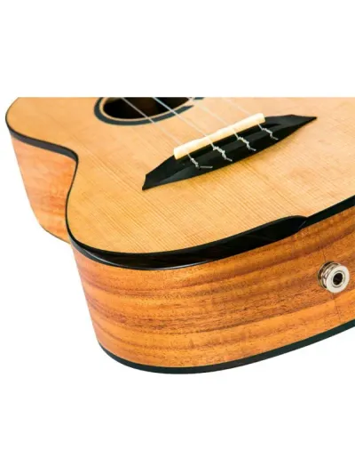 Flight Victoria EQ-A koncertni ukulele – ozvučenje izbliza